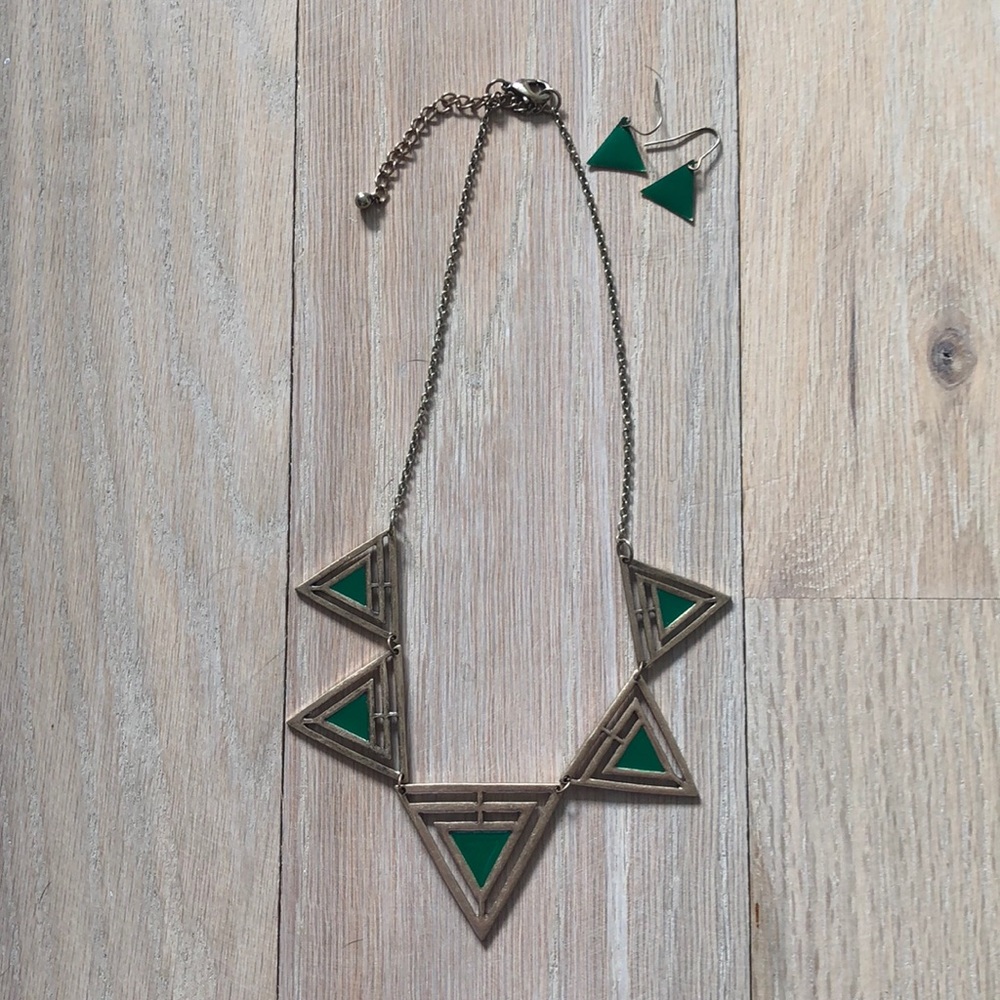 TRIANGLE NECKLACE & EARRING SET ✨ GREEN OR ORANGE